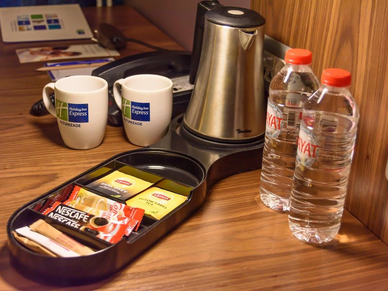 Holiday Inn Express Istanbul - Altunizade 11