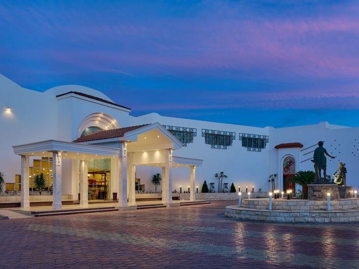 Dreams Beach Resort 1