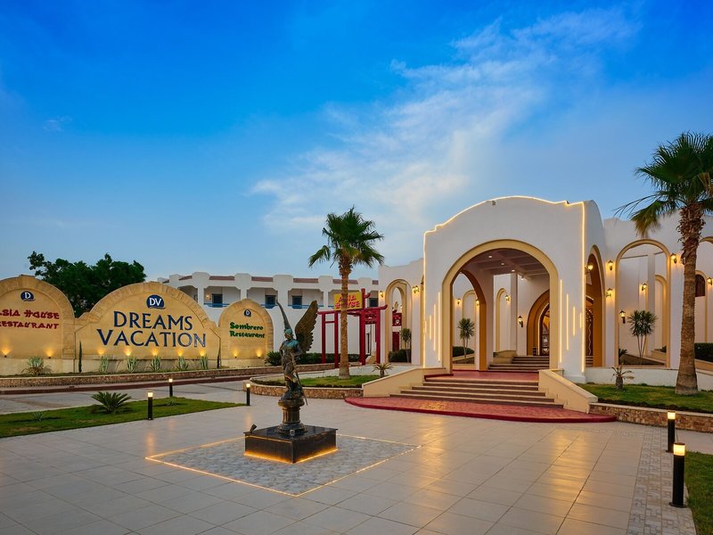 Dreams Vacation Resort 3