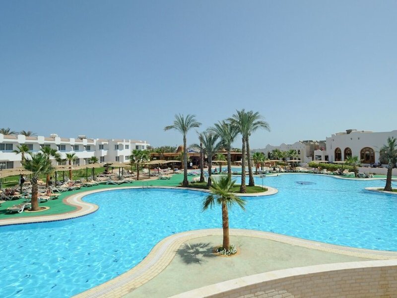 Dreams Vacation Resort 10