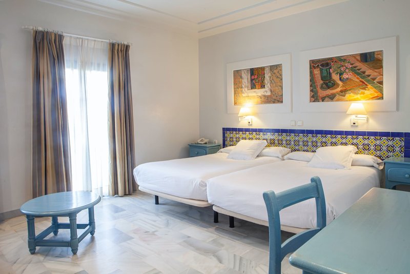Hotel Playa de la Luz 25
