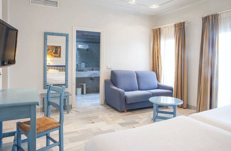 Hotel Playa de la Luz 26