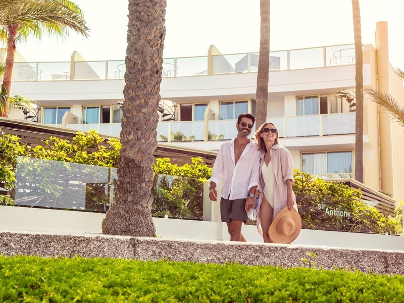 Mare Nostrum Resort - Sir Anthony 5