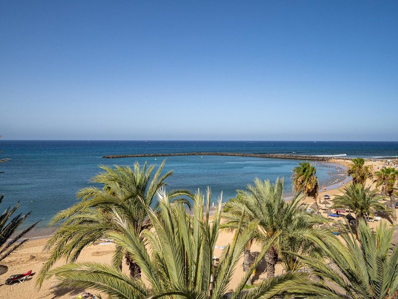 Mare Nostrum Resort - Sir Anthony 7