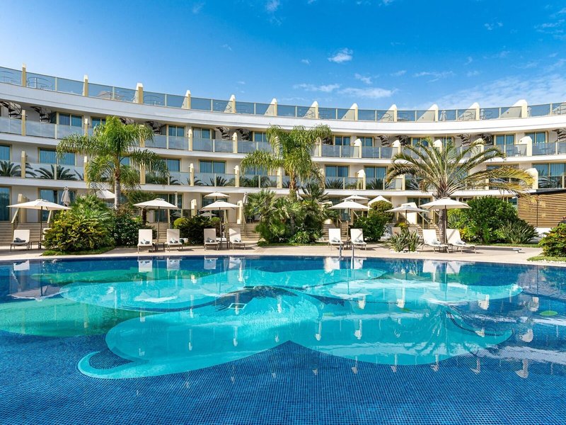 Mare Nostrum Resort - Sir Anthony 8