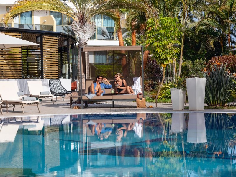 Mare Nostrum Resort - Sir Anthony 10