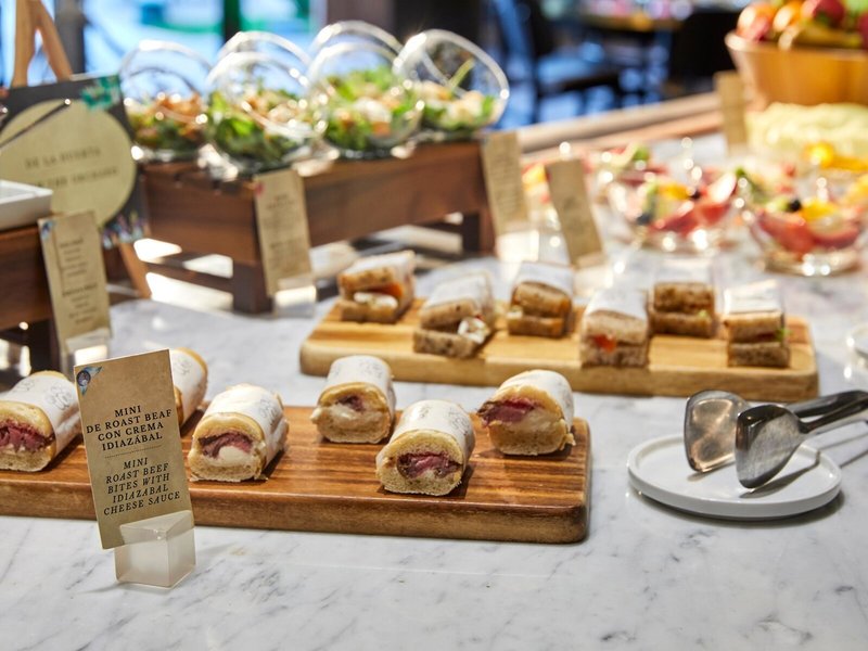 Mare Nostrum Resort - Sir Anthony 26