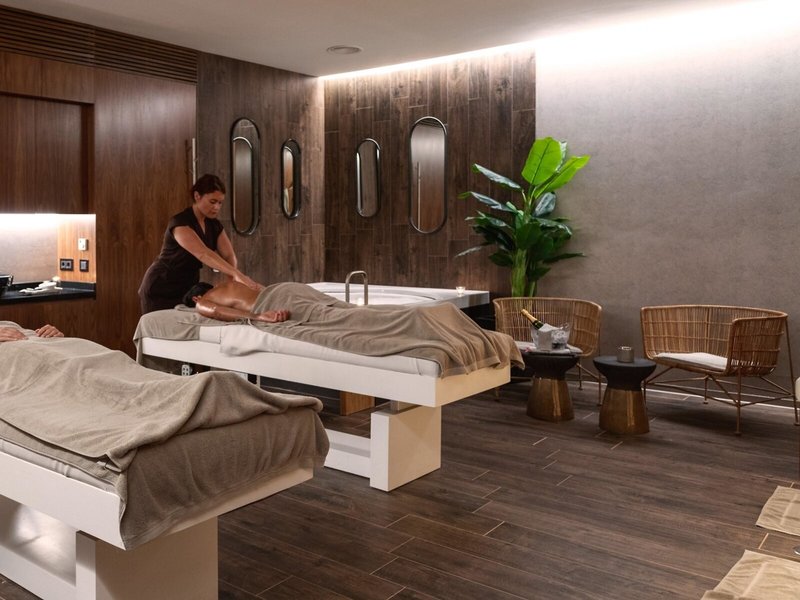 Mare Nostrum Resort - Sir Anthony 40