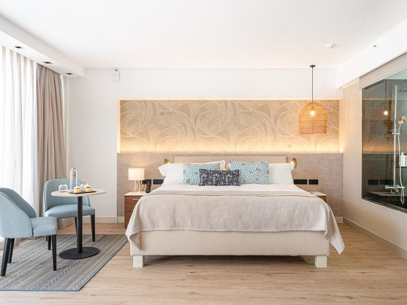 Mare Nostrum Resort - Sir Anthony 49