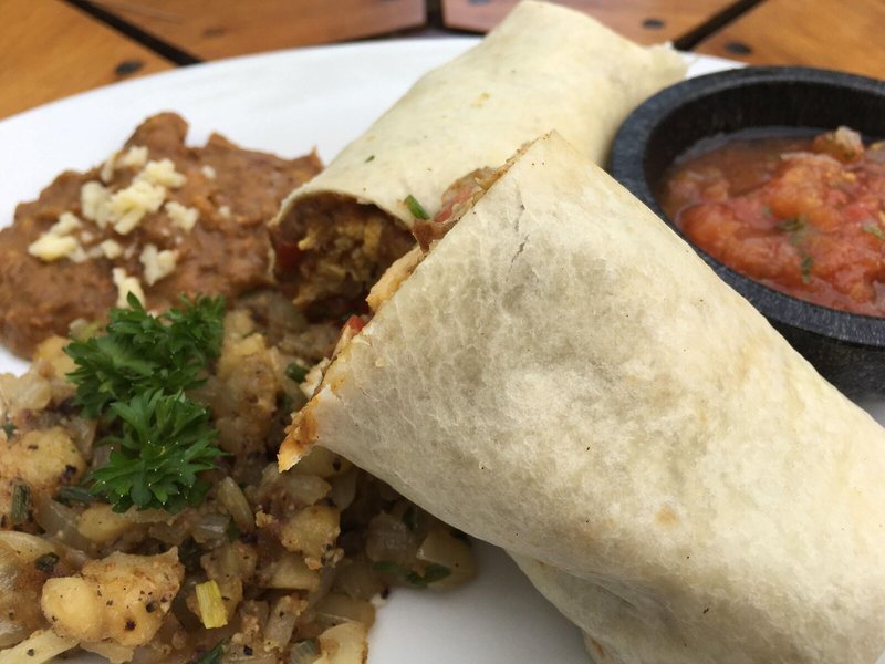 Lanta Castaway Beach Resort 21