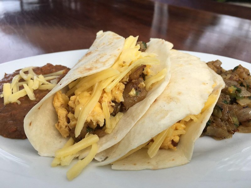 Lanta Castaway Beach Resort 23