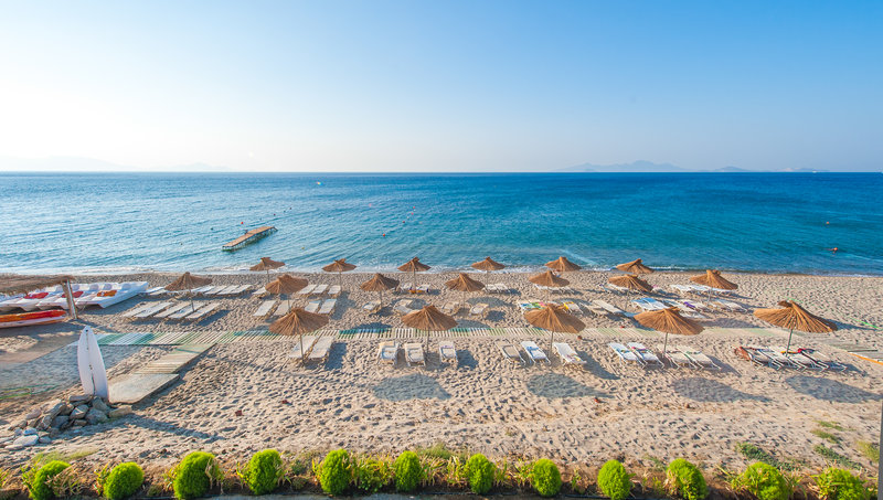Akti Beach Club 4