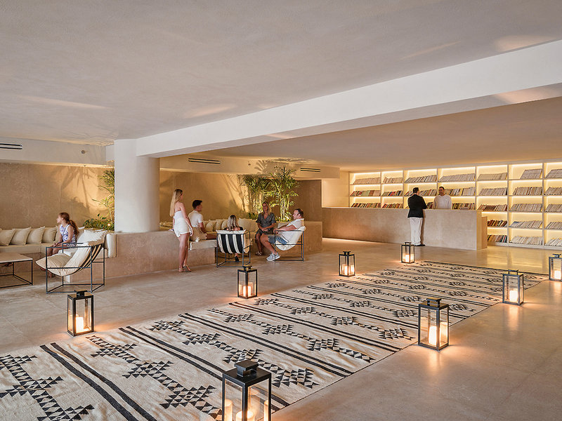 Serry Beach Resort 11