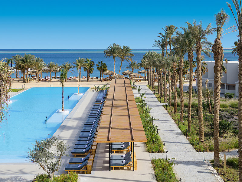 Serry Beach Resort 13