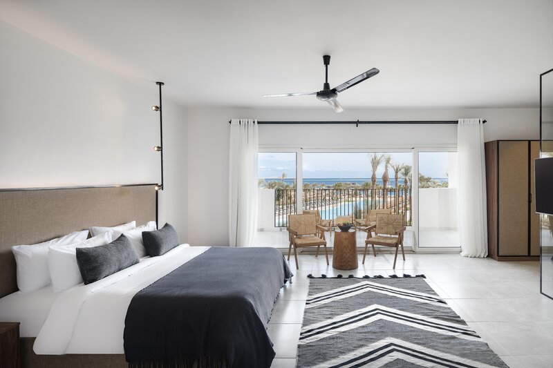 Serry Beach Resort 61