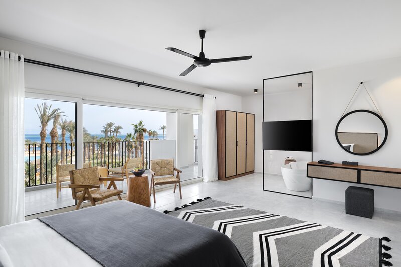 Serry Beach Resort 62