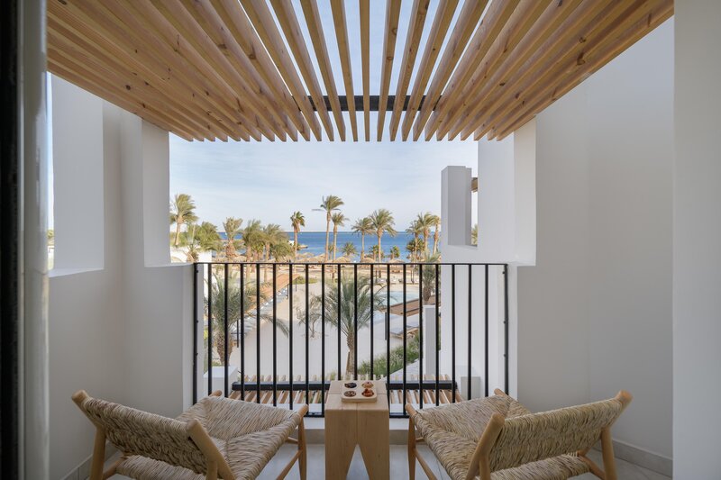 Serry Beach Resort 72