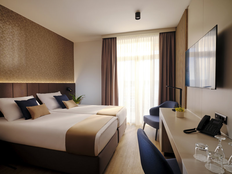 Hotel Riviera - LifeClass Hotels & Spa 8 - Room Example