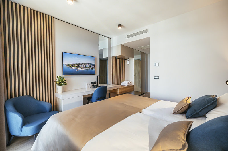 Hotel Riviera - LifeClass Hotels & Spa 18 - Room Example
