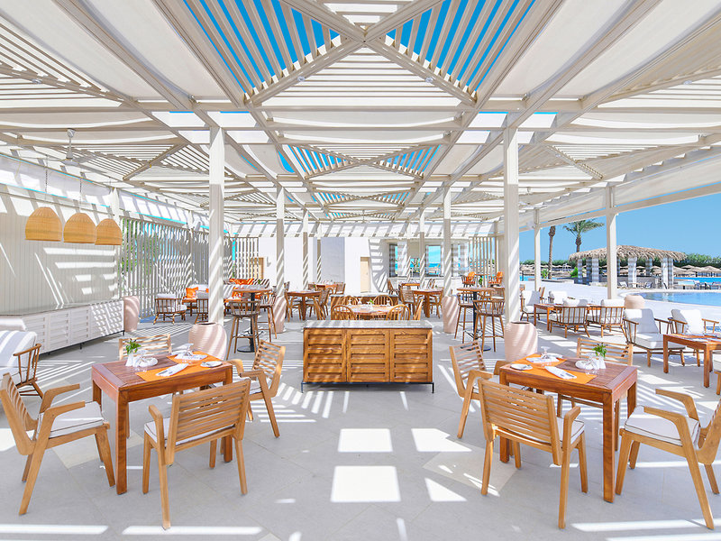 Jaz Casa Del Mar Beach 6