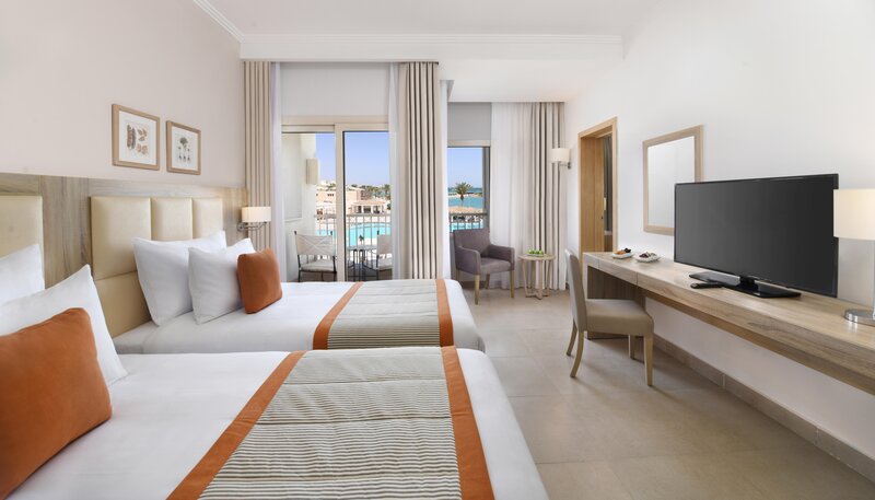 Jaz Casa Del Mar Beach 20