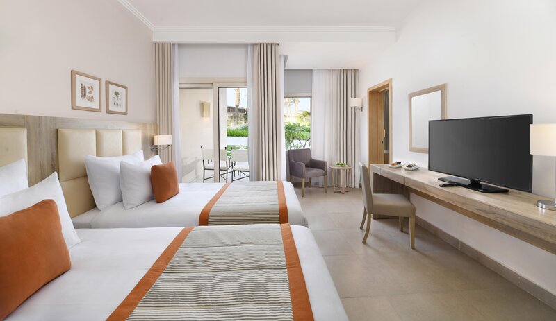 Jaz Casa Del Mar Beach 21