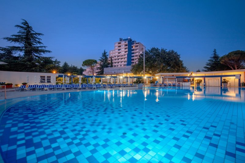 Valamar Diamant Residence 2 - Outdoor Pool