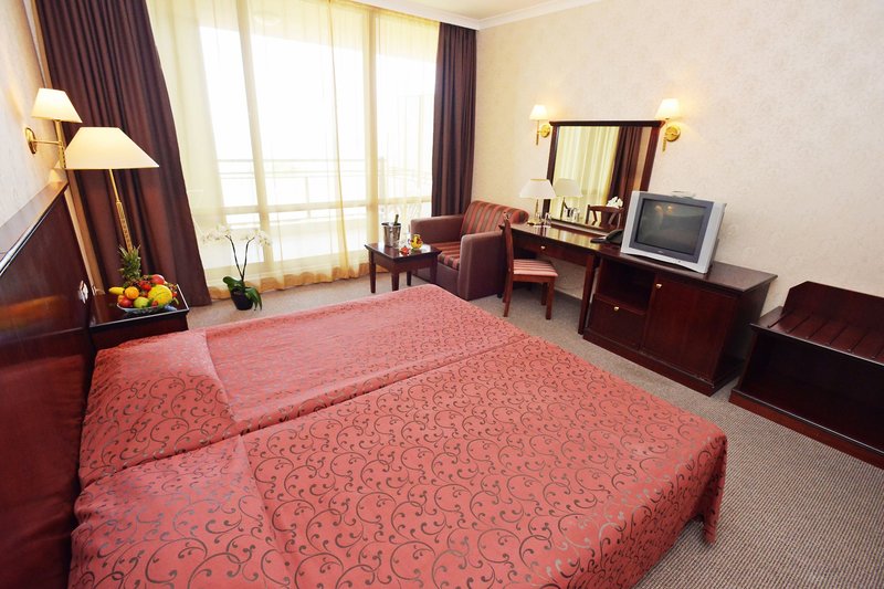 Gladiola Star 24 - Room Example