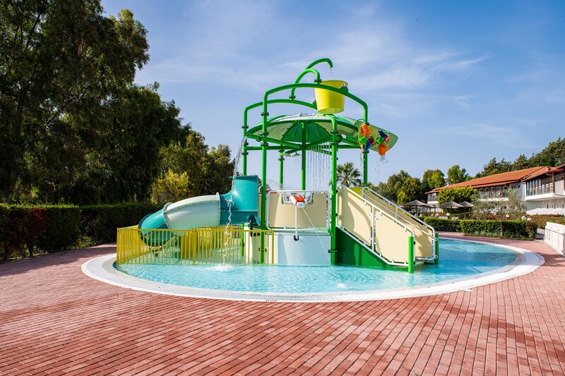 Alexandros Palace 64