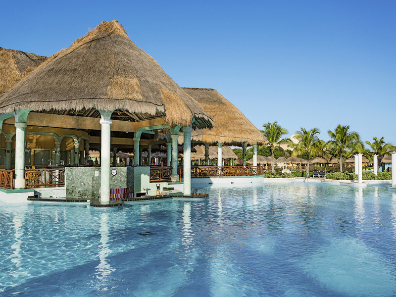 Grand Palladium Colonial Resort & Spa 1