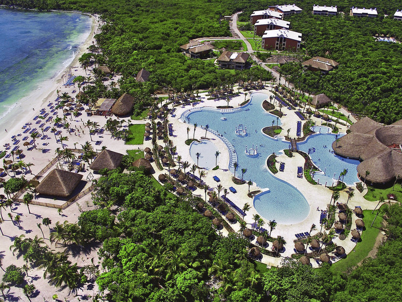 Grand Palladium Colonial Resort & Spa 2