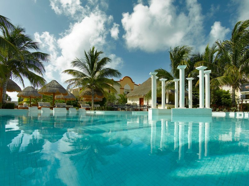 Grand Palladium Colonial Resort & Spa 15