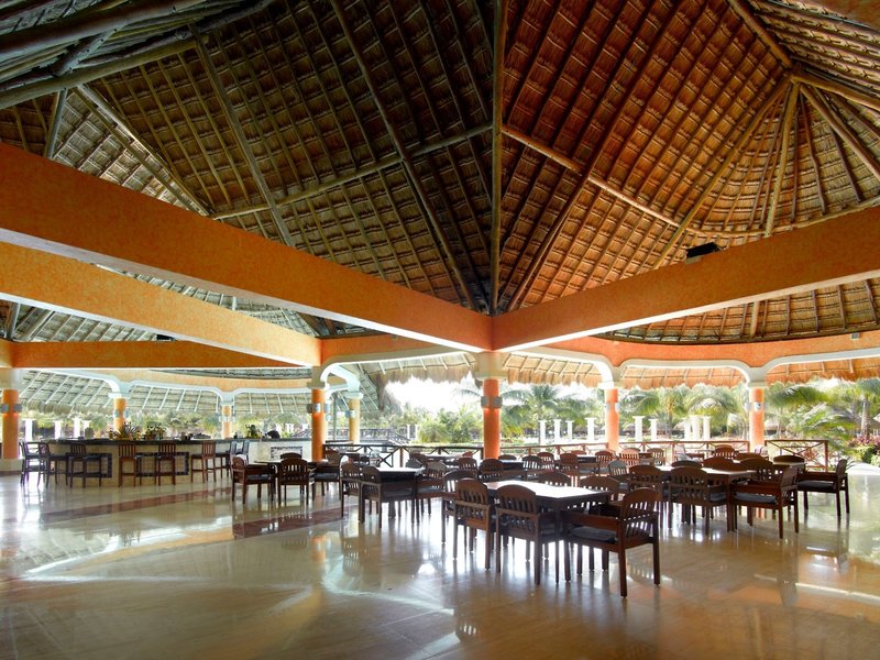 Grand Palladium Colonial Resort & Spa 23