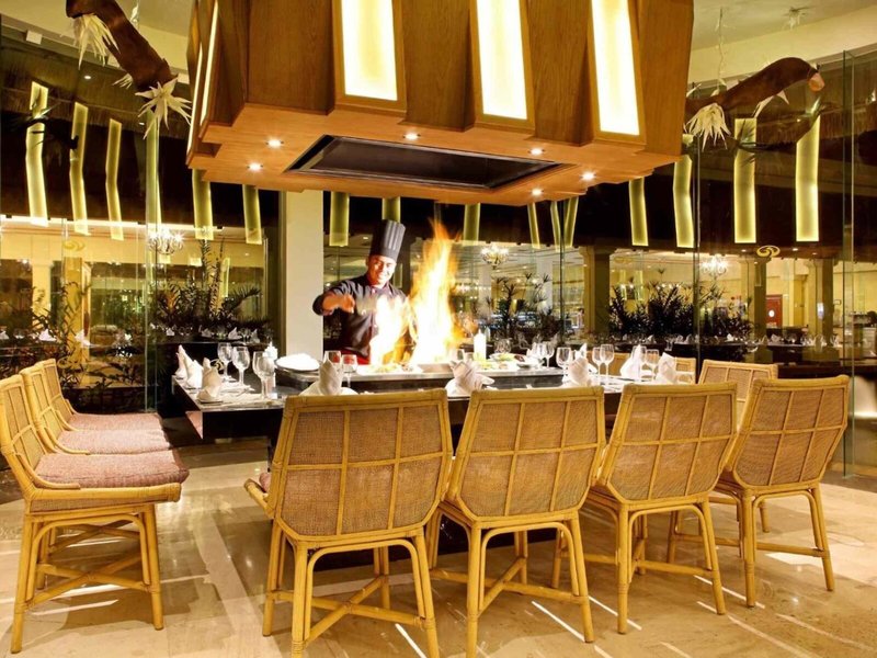 Grand Palladium Colonial Resort & Spa 35