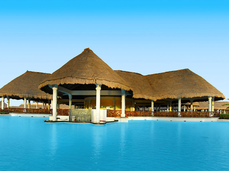 Grand Palladium Colonial Resort & Spa 2