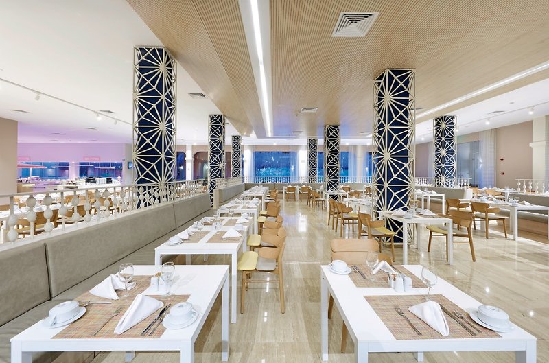 Grand Palladium Colonial Resort & Spa 25