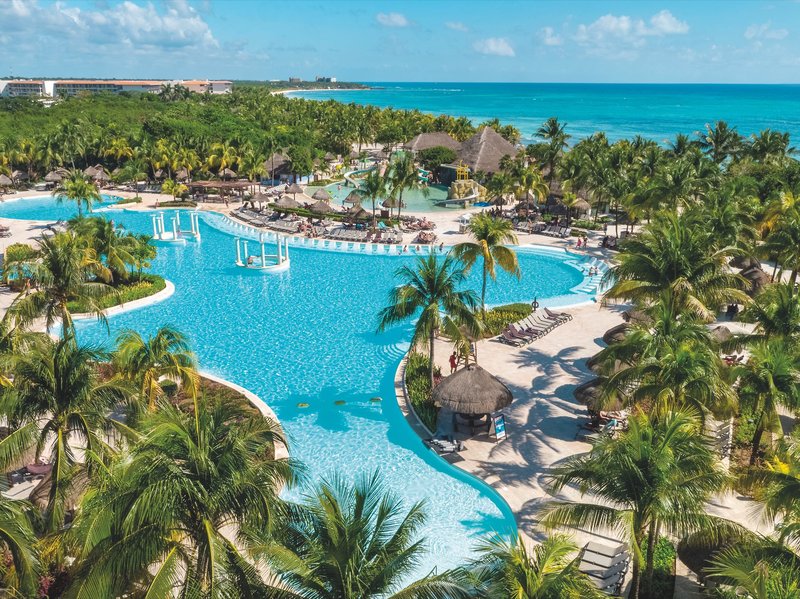 Grand Palladium Colonial Resort & Spa 1