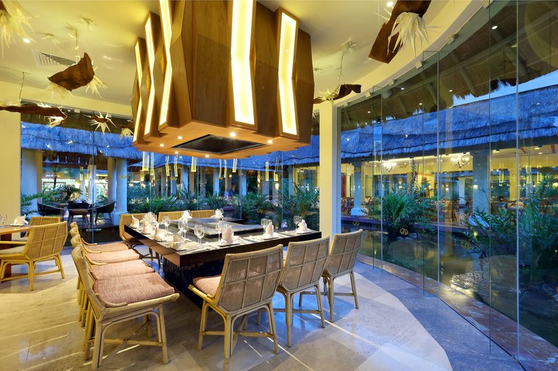 Grand Palladium Colonial Resort & Spa 13