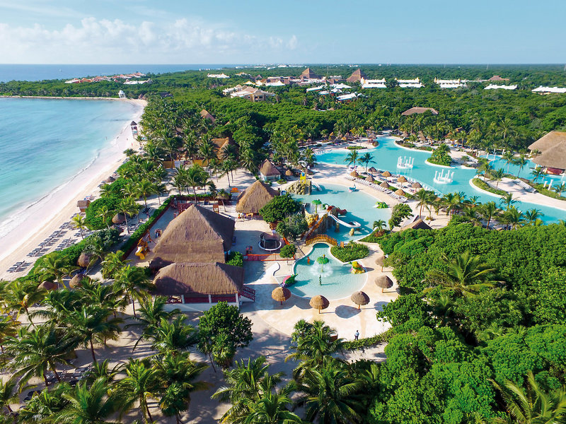 Grand Palladium Colonial Resort & Spa 1
