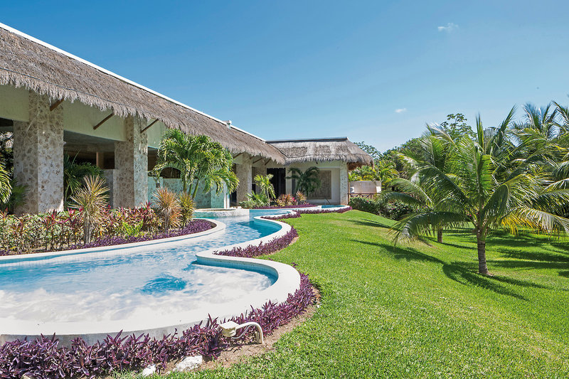 Grand Palladium White Sand Resort & Spa 10