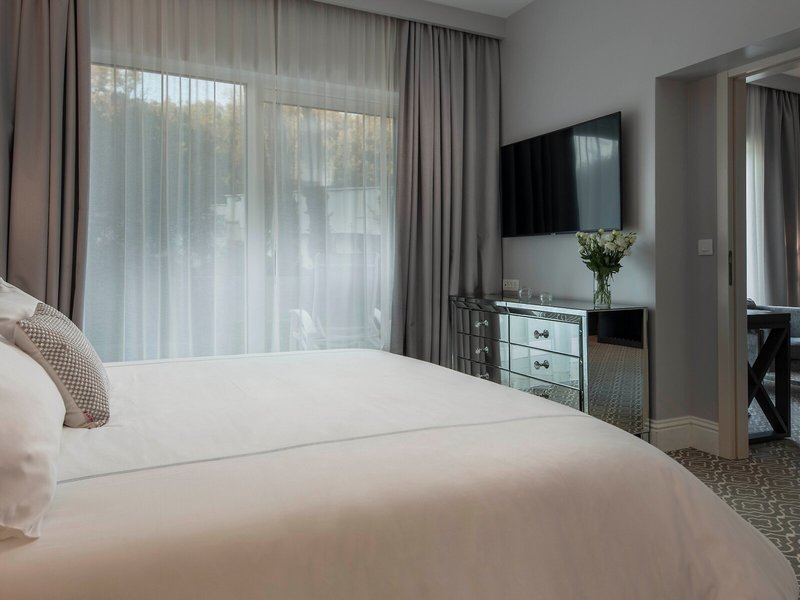 Importanne Royal Palm 23