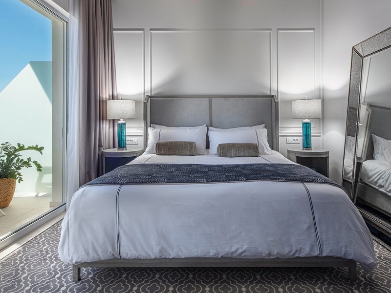 Importanne Royal Palm 26