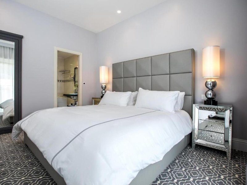 Importanne Royal Palm 33