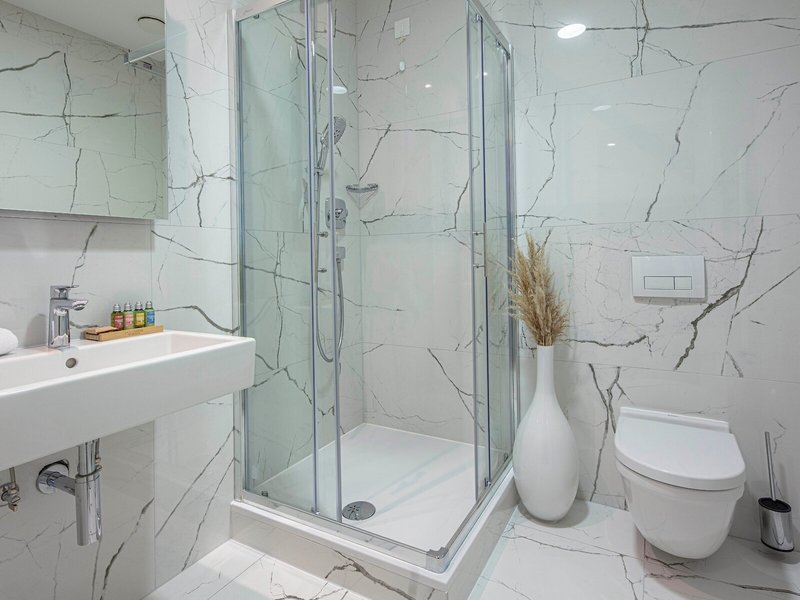 Importanne Royal Palm 37