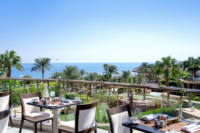 Royal Savoy Hotel 4