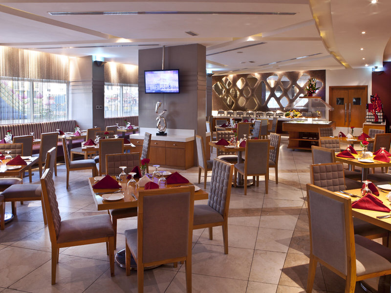 Landmark Grand Hotel, Deira 14