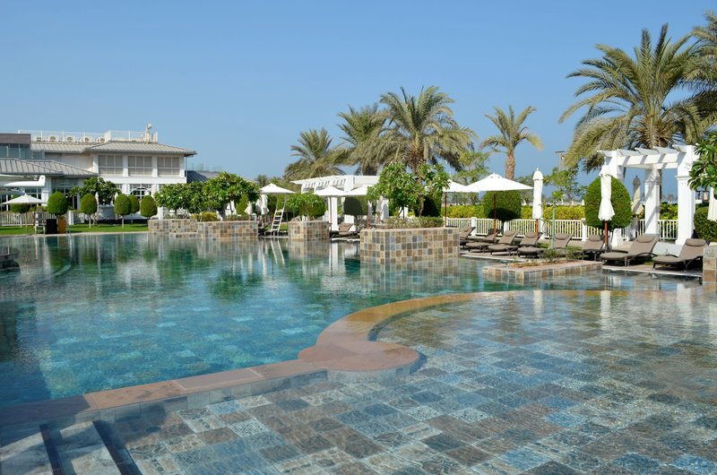 The St. Regis Abu Dhabi 11 - Outdoor Pool