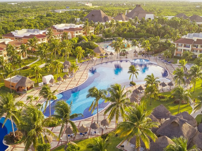 Bahia Principe Grand Coba 1