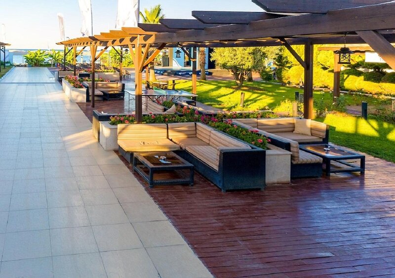 Armas Life Belek 44