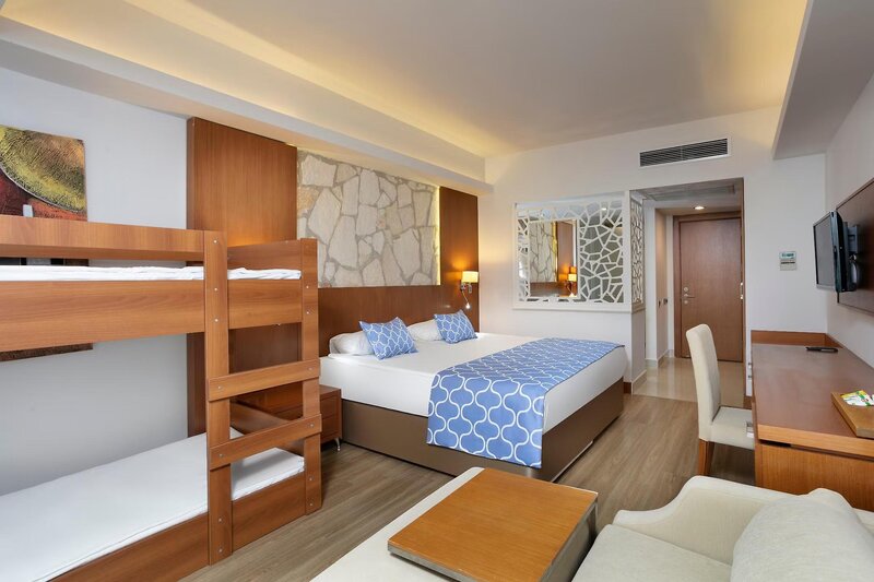 Armas Life Belek 69